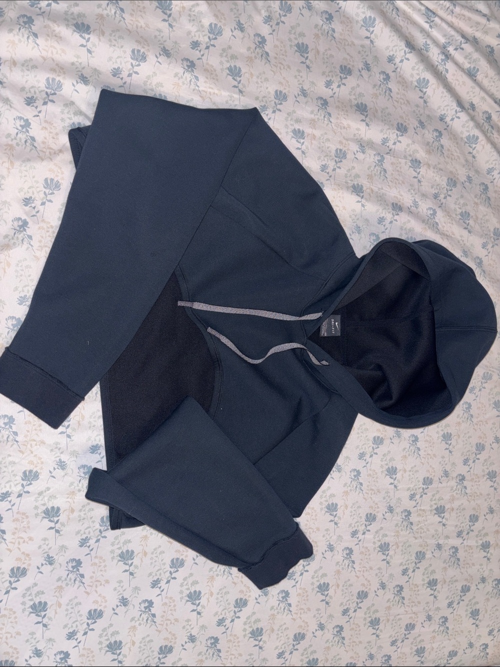 Black Nike Cropped Hoodie